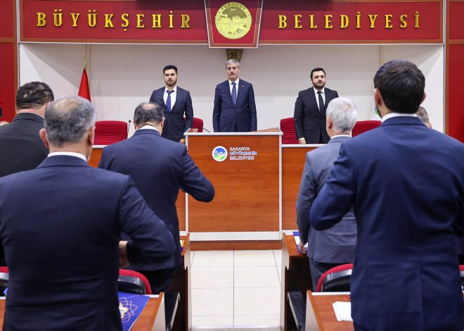 Yusuf Alemdar başkanlığında ilk meclis: “Sakarya’nın kalkınması, milletimizin refahı için yorulmadan çalışacağız”