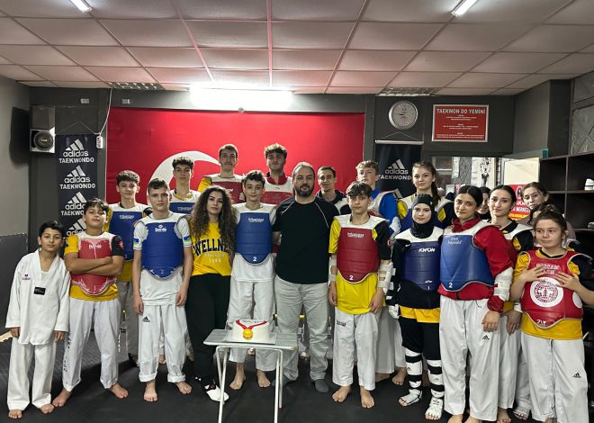 Sakarya Atakan Taekwondo kulübünden  Alperen Karapınar Türkiye 3.sü