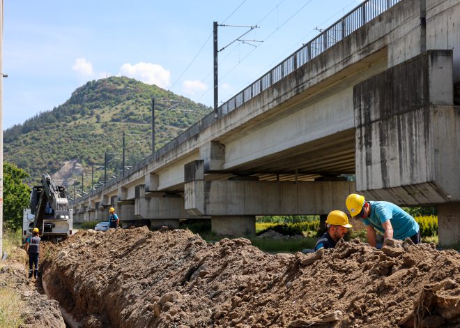 ALifuatpaşa’nın 4500 metrelik yeni altyapı hattında çalışmalar devam ediyor