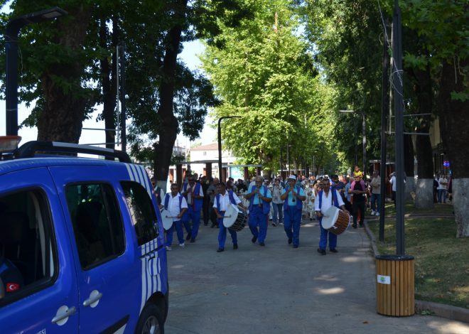 SELMAN DEDE ETKİNLİĞİ KORTEJ YÜRÜYÜŞÜ İLE BAŞLADI