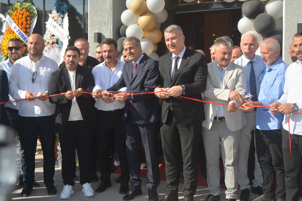 TOK GRİLL LOUNGE Kasap Izgara Döner Serdivan Yazlık’da hizmete açıldı