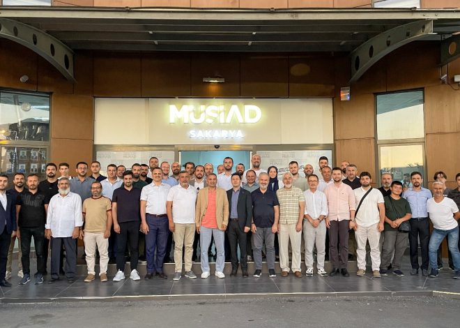 MÜSİAD Sakarya’da “Krizler Yüzyılında İşadamı Olmak” Konferansı