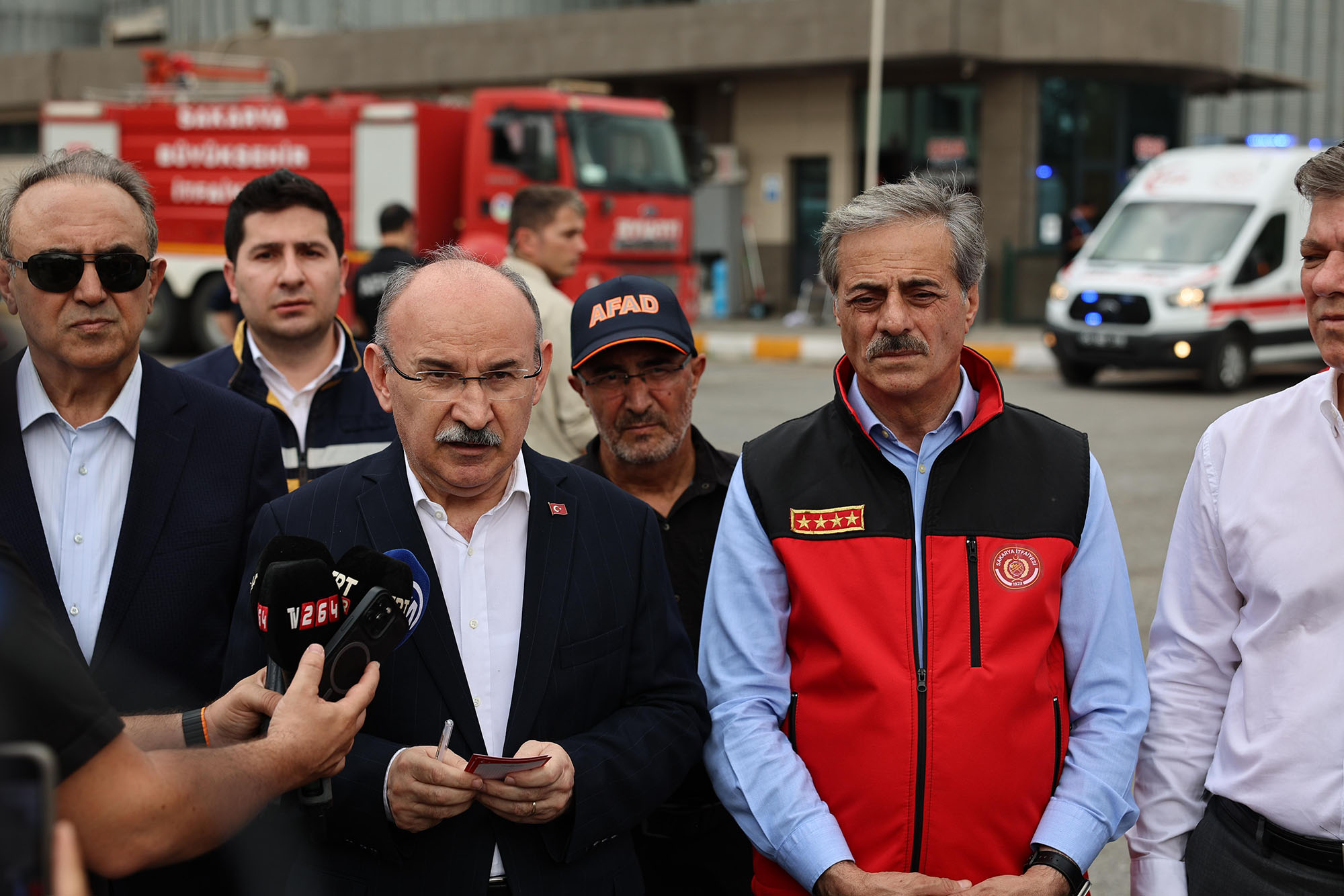 Yusuf Alemdar’dan fabrikadaki yangınla ilgili açıklama: “Kontrol altına aldık”