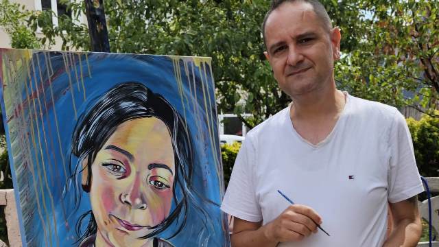 Sapancalı Ressam Ersoy Ayyıldız’dan duygu dolu bir tablo daha ‘Narin Güran’ın Portresi’