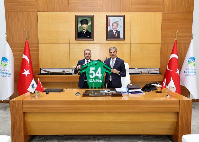 Yusuf Alemdar yeşil-siyahlı yönetimi ağırladı: “Sakaryaspor’da yükselişin anahtarı altyapıdır”