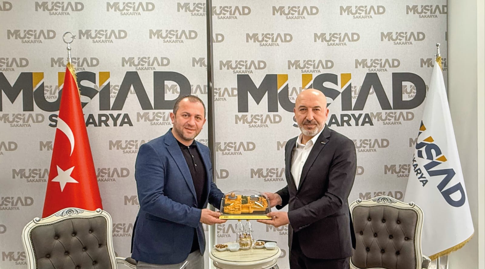 MÜSİAD Sakarya Şubesine ziyaretler sürüyor